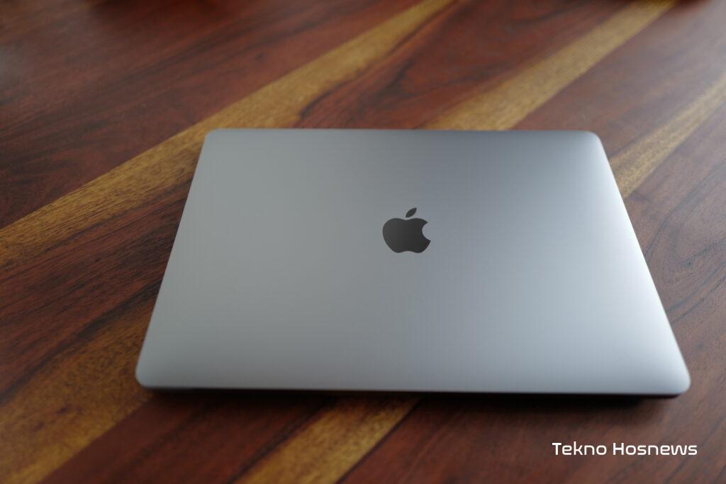 Desain Apple Macbook Air M1 2020 A2337