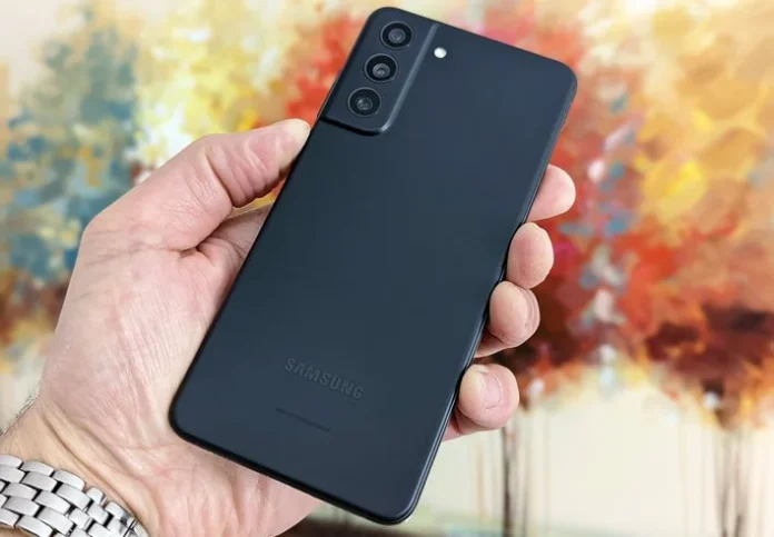 Kelebihan dan Kekurangan HP Samsung Galaxy S21 FE 5G