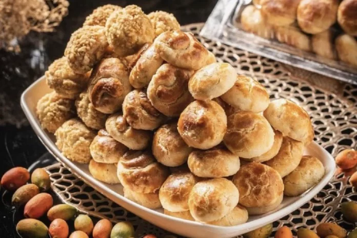 10+ Oleh-Oleh Khas Surabaya Kue Lapis Terkenal dan Tahan Lama
